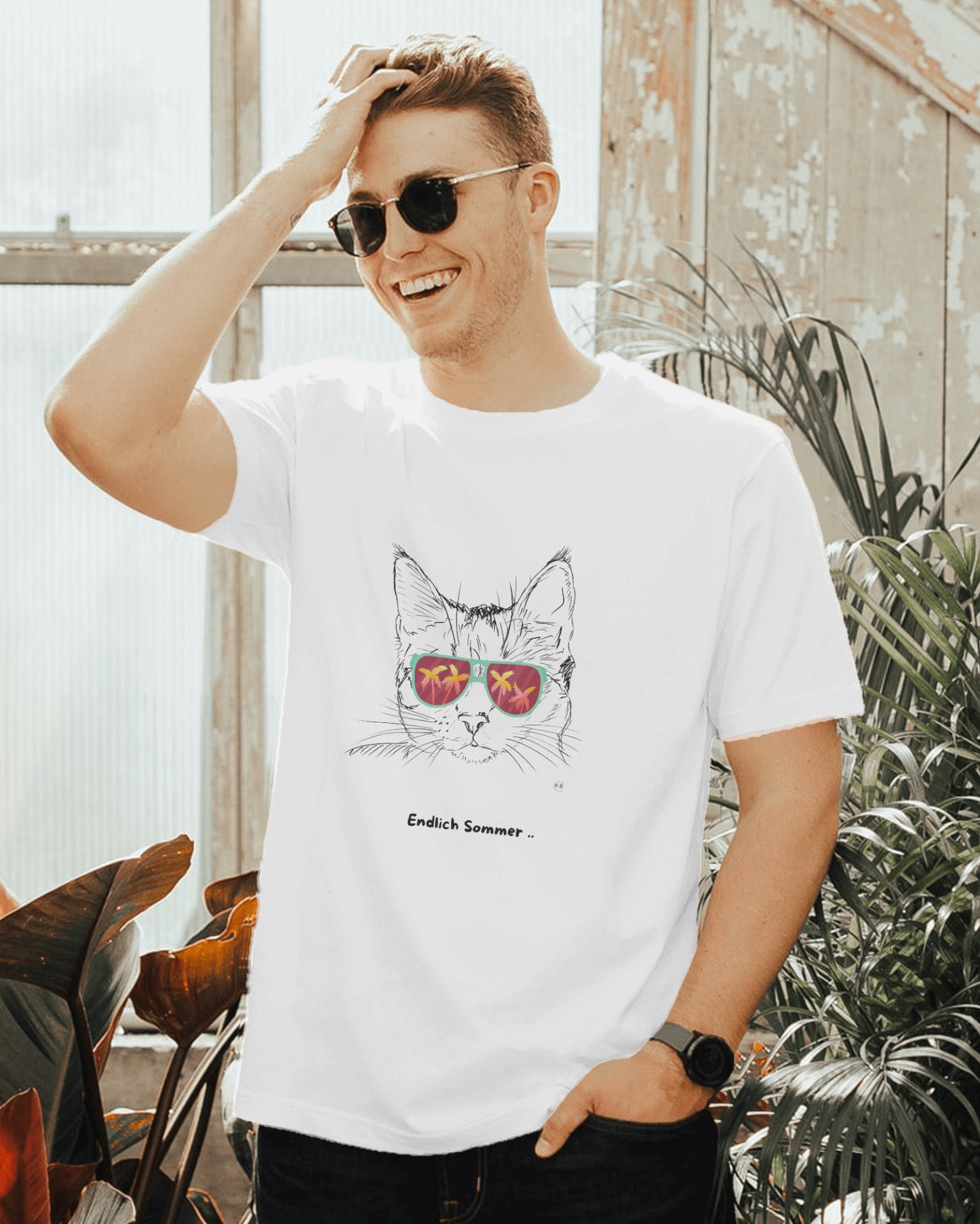 T-SHIRT | GREEN RETRO CAT